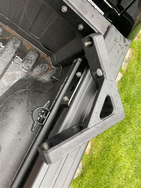 truck bed brackets 